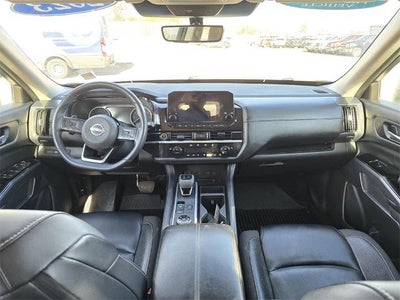 2023 Nissan Pathfinder SL (A9) 4x4