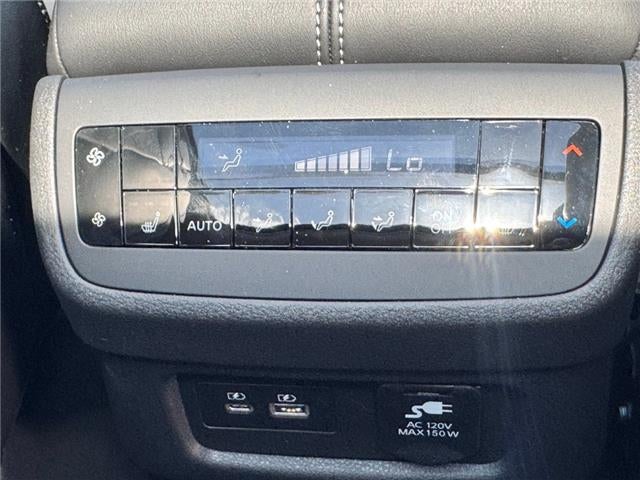 2025 Nissan Pathfinder Platinum Front-Wheel Drive