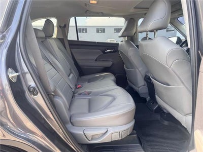 2020 Toyota Highlander XLE All-wheel Drive