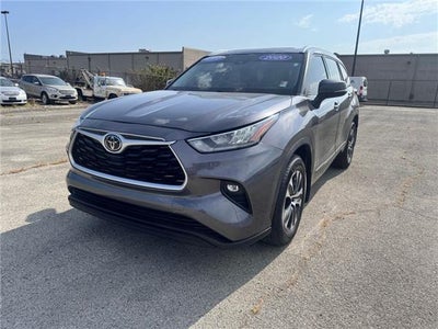 2020 Toyota Highlander XLE All-wheel Drive
