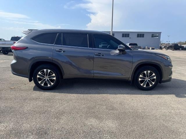2020 Toyota Highlander XLE All-wheel Drive
