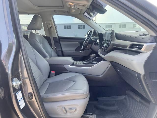 2020 Toyota Highlander XLE All-wheel Drive