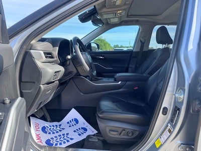 2023 Toyota Highlander XLE Front-Wheel Drive