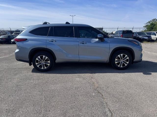 2023 Toyota Highlander XLE Front-Wheel Drive
