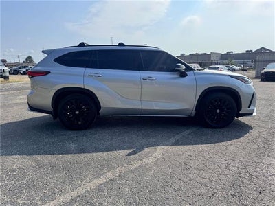 2023 Toyota Highlander XSE Front-Wheel Drive
