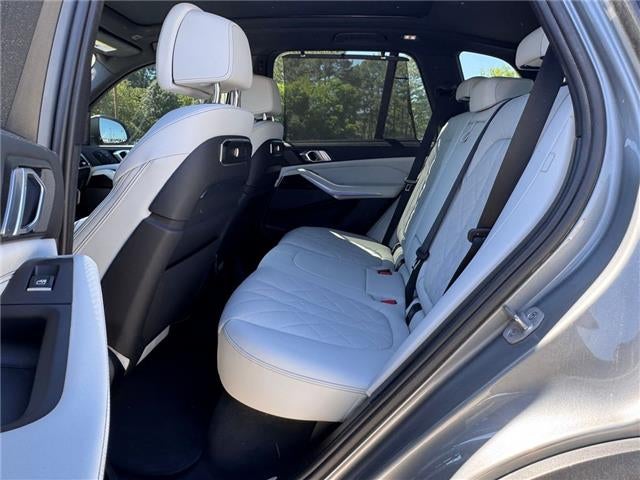 2025 BMW X5 xDrive40i All-Wheel Drive Sports Activity Vehicle