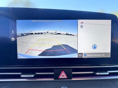 2024 Hyundai Elantra SEL (IVT) Sedan