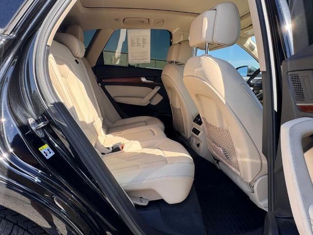2022 Audi Q5 45 S line quattro Premium