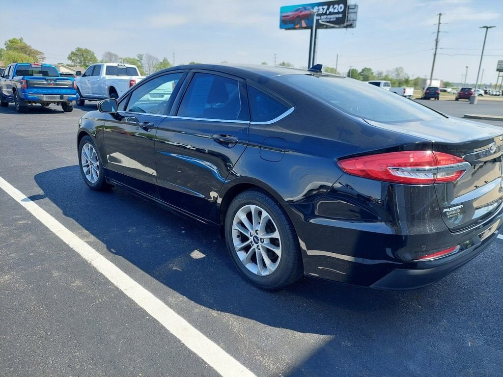 2020 Ford Fusion SE
