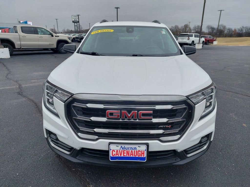 2024 GMC Terrain AT4