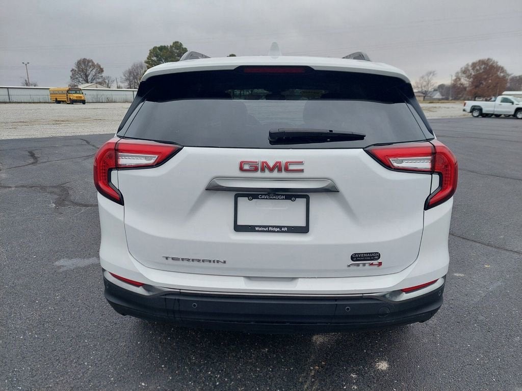 2024 GMC Terrain AT4