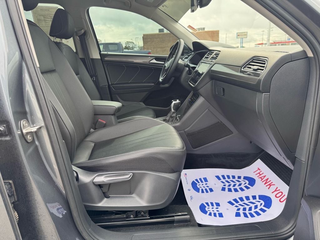 2023 Volkswagen Tiguan 2.0T SE