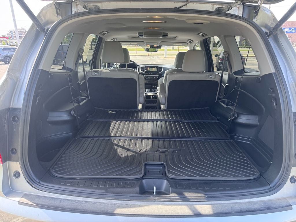 2022 Honda Pilot Touring 7 Passenger